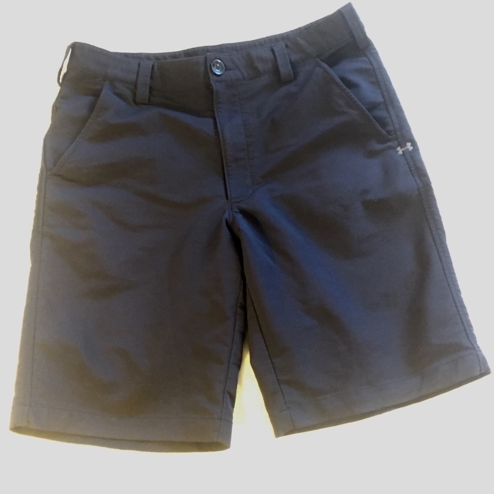 Under Armour golf shorts